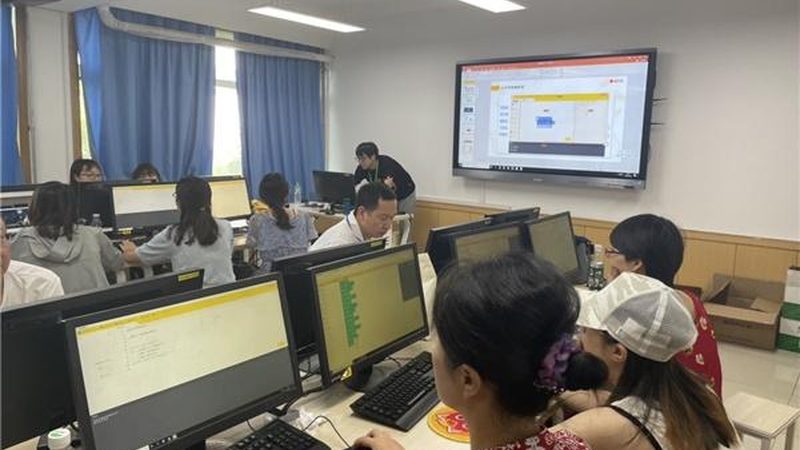 技能培训代理如何精准拓客：策略与技巧解析